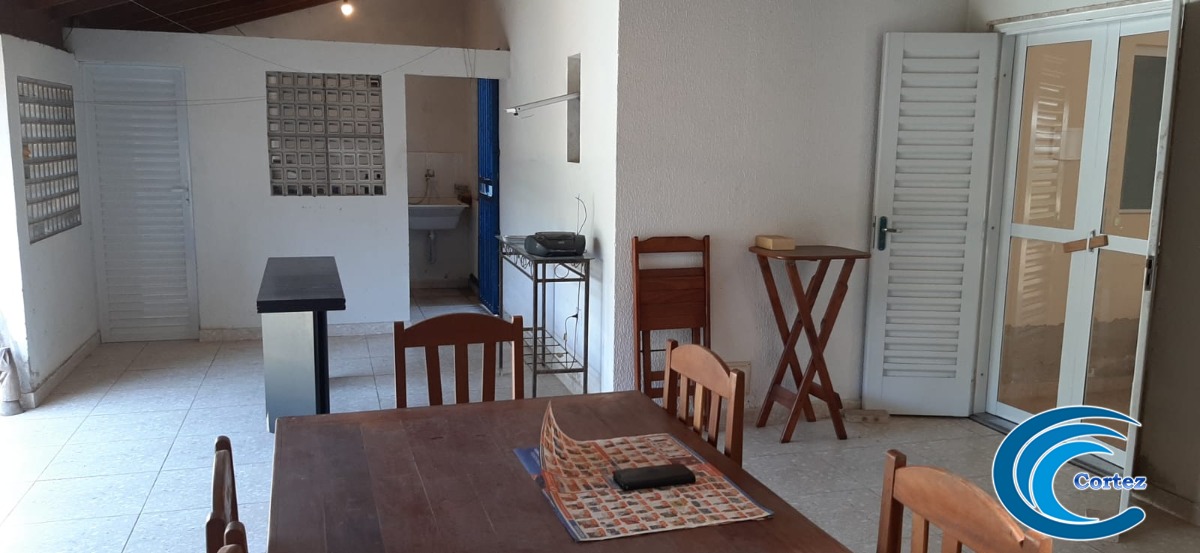 Casa à venda com 2 quartos, 94m² - Foto 15